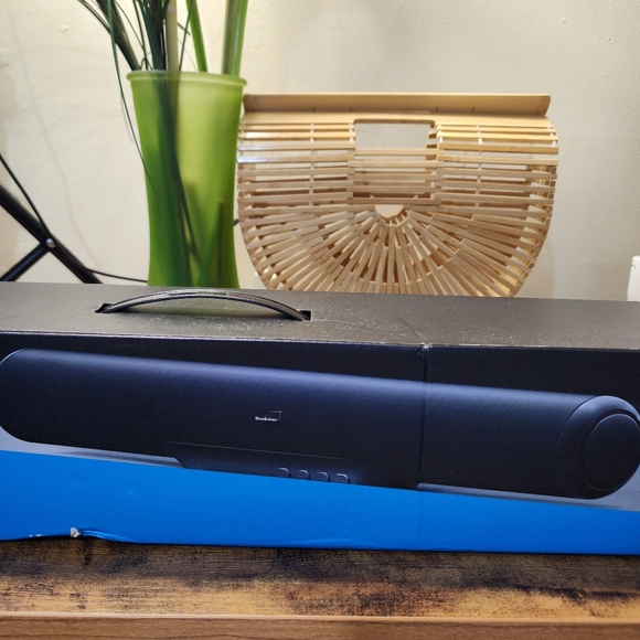Brookstone Wireless Bluetooth Speaker - Picture 2 of 3